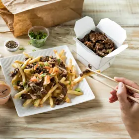 Simplot Conquest Delivery+® Clear Coated Shoestring Fries, In Use