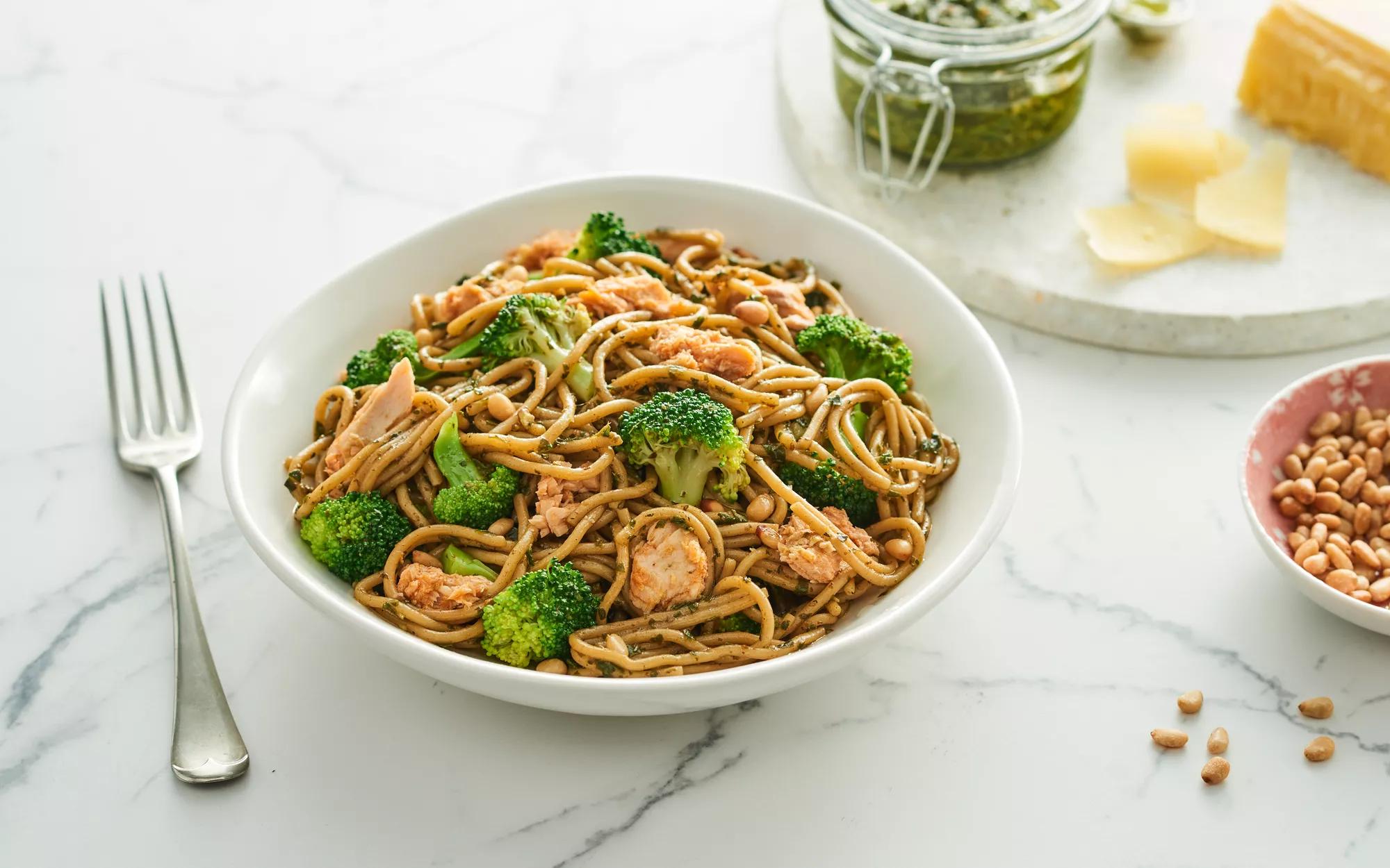 Smokey Salmon, Broccoli & Pesto Spaghetti