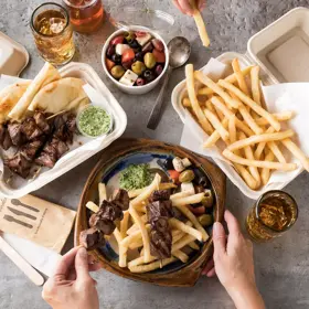 Simplot Conquest® Delivery+® Clear Coated Straight Cut Fries, In Use