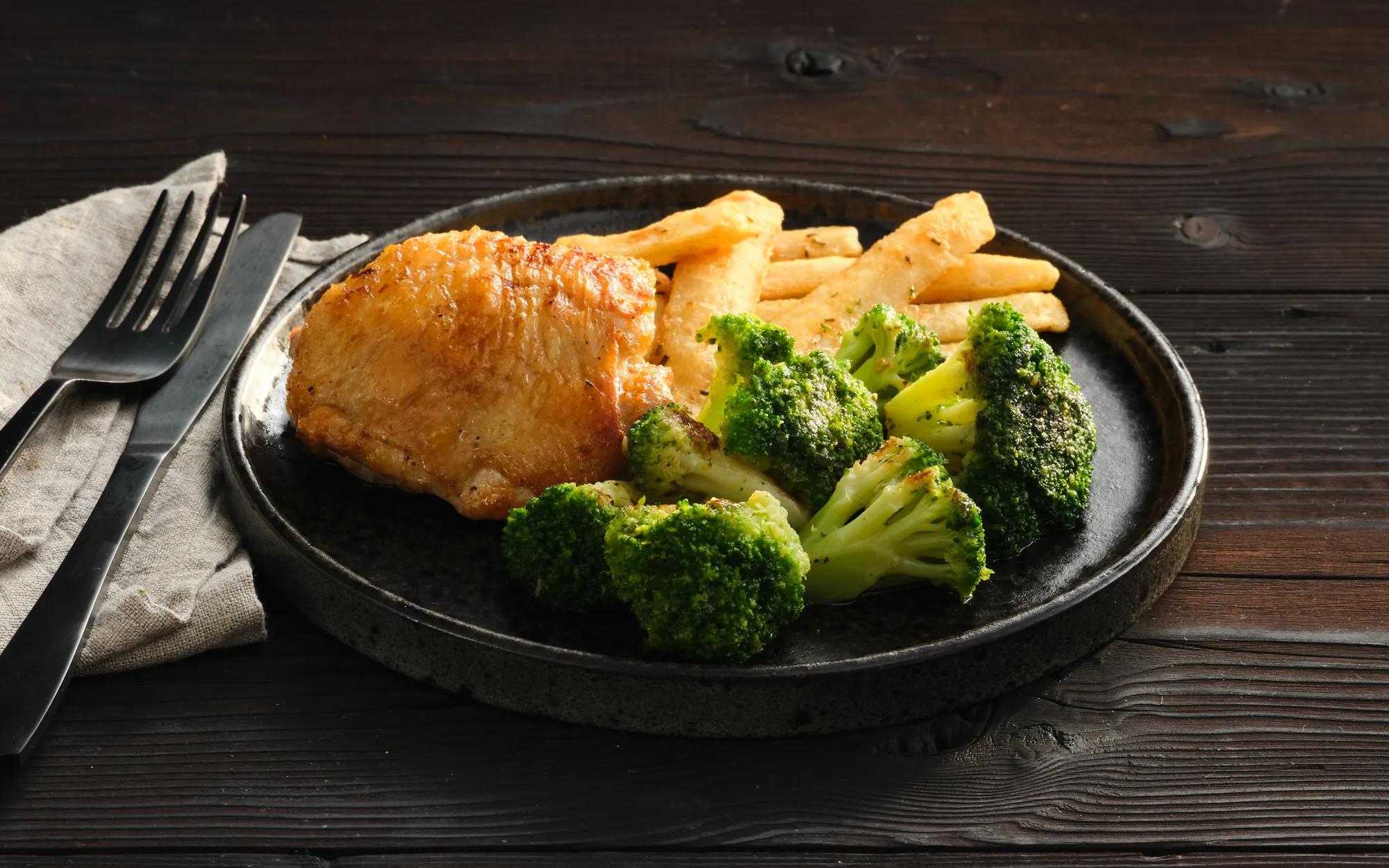 Seasoned Chicken with Garlic Herb Broccoli