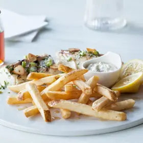 Simplot Select Recipe® Fries Sea Salt Straight Cut Fries, Skin On, Styled