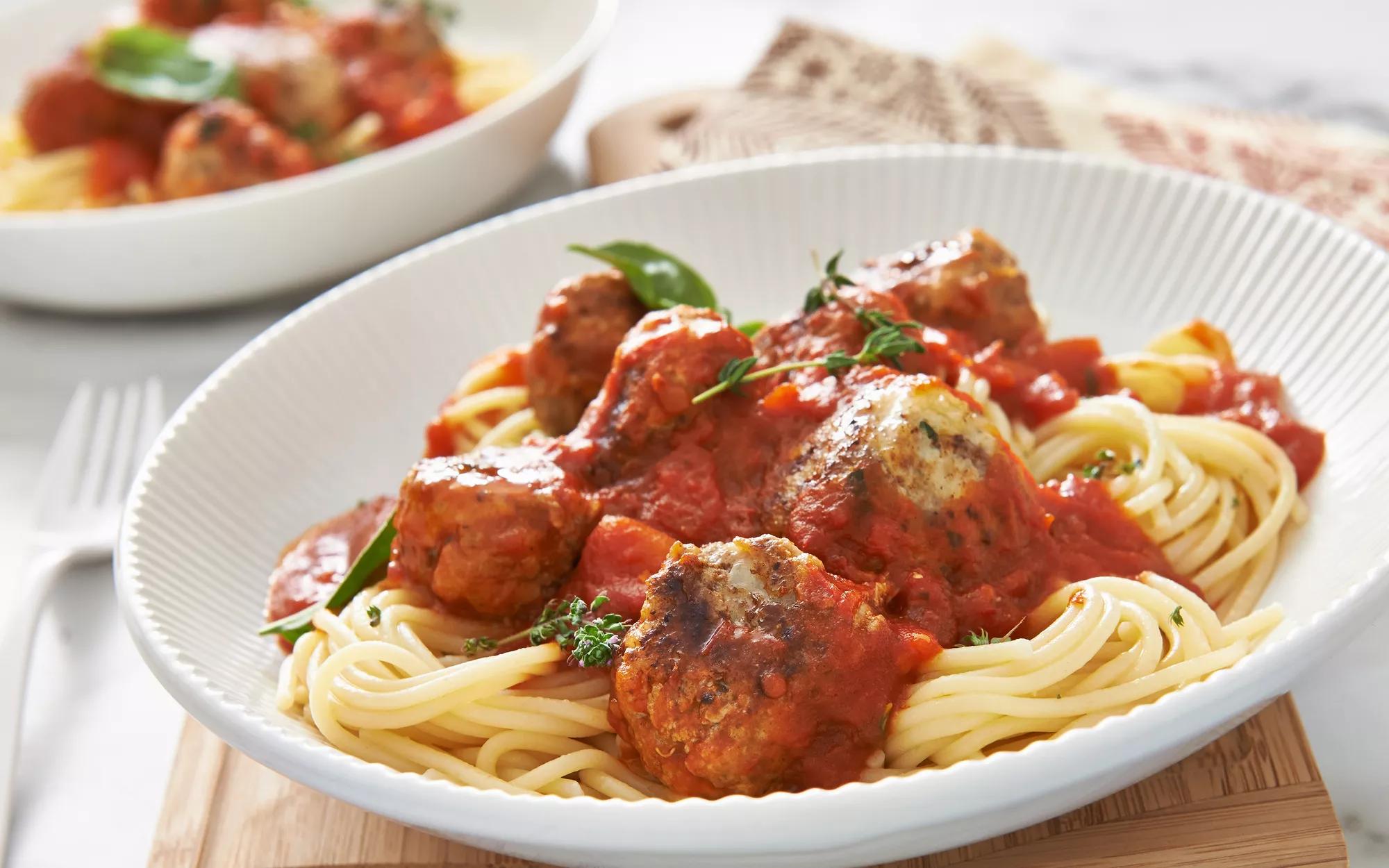 Meatballs With Garden Vegetable Sauce Leggo's